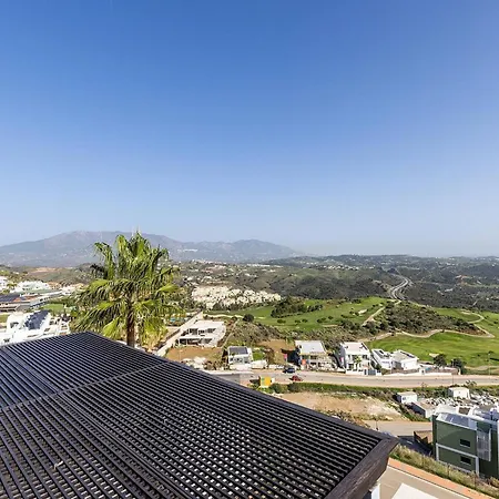 Apartment 102 Stylish 2 Bed Duplex Penthouse Sea Views & Hot Tub La Cala De Mijas